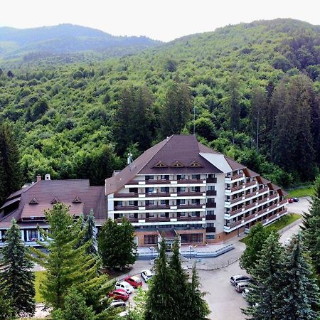 Hotel Bradul - Covasna Exterior photo