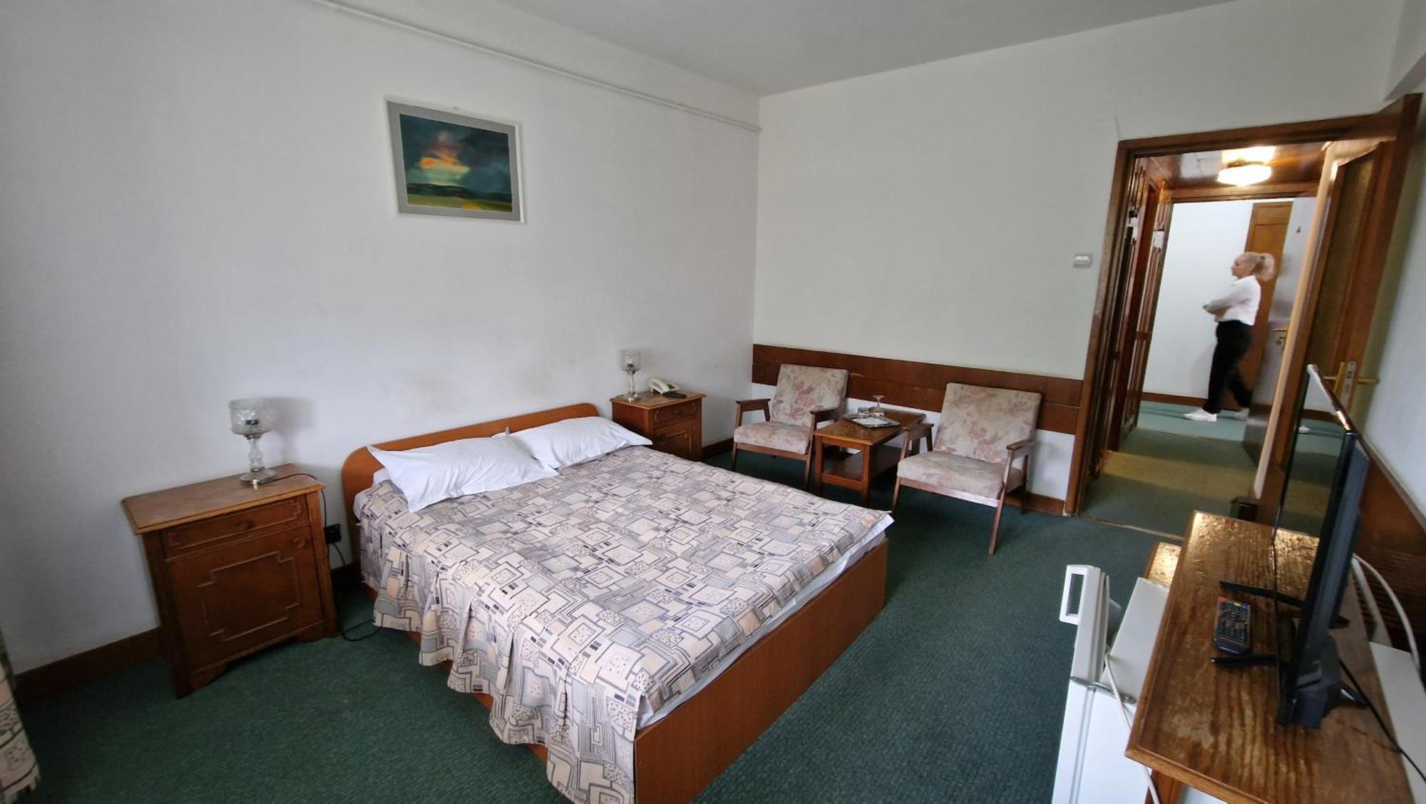 Hotel Bradul - Covasna Exterior photo
